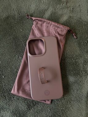 iPhone 13 Pro Loopy case
